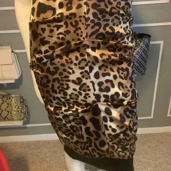 Cache Animal Print Leopard Formal Dresses for Women’s Size 4. D11 - Picture 3 of 15